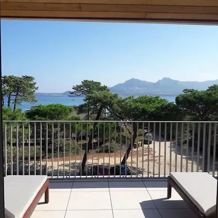 Avec Vue Exceptionnelle, A 50 M Appartement *